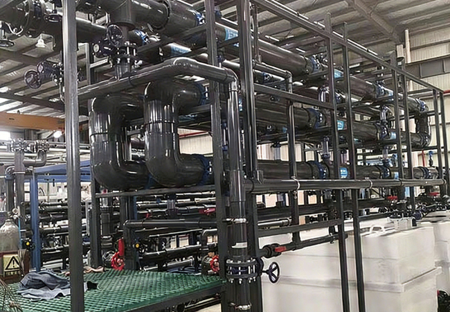 化工级UPVC/CPVC/PPH弯头法兰阀门:高性能塑胶管路解决方案(图4) 化工级UPVC/CPVC/PPH弯头法兰阀门:高性能塑胶管路解决方案(图4)